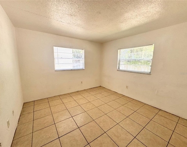 1229 Kennedy Road - Photo Thumbnail 7