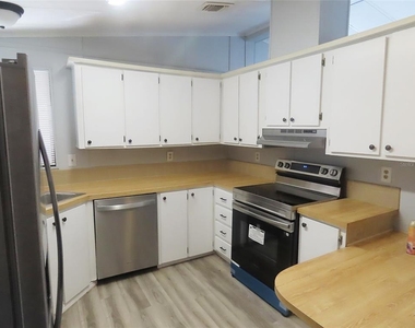 1077 Quail Drive - Photo Thumbnail 1