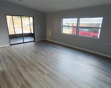1077 Quail Drive - Photo Thumbnail 16
