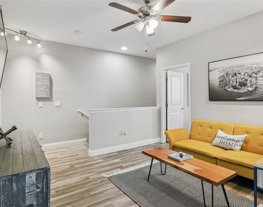 193 Captiva Drive - Photo Thumbnail 14