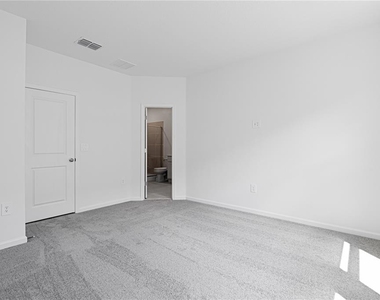 3119 Kurtz Terrace - Photo Thumbnail 12