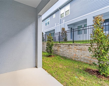 3119 Kurtz Terrace - Photo Thumbnail 6