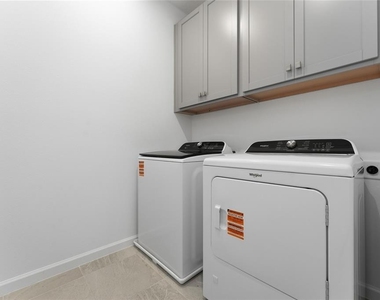 2426 Celebration Boulevard - Photo Thumbnail 22