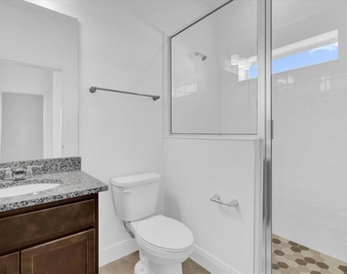 3008 Mirage Place - Photo Thumbnail 8