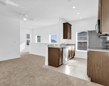3008 Mirage Place - Photo Thumbnail 9