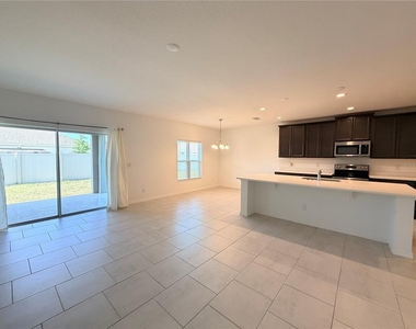 4629 Bernard Boulevard - Photo Thumbnail 3