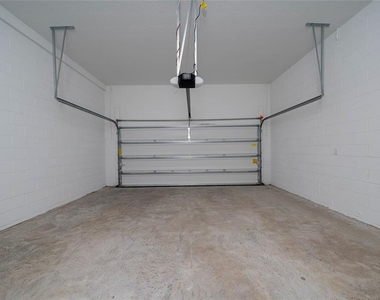 2420 Celebration Boulevard - Photo Thumbnail 24
