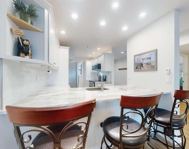 454 Bouchelle Drive - Photo Thumbnail 5