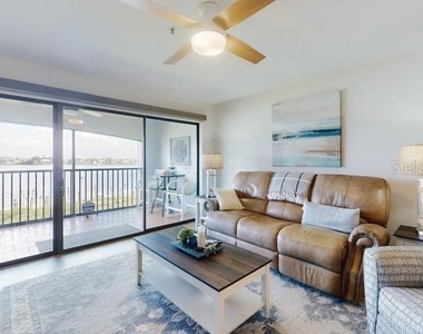454 Bouchelle Drive - Photo Thumbnail 10