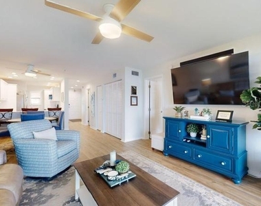 454 Bouchelle Drive - Photo Thumbnail 12
