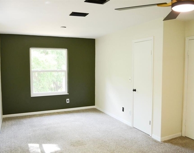 3526 Nw 53rd Terrace - Photo Thumbnail 10