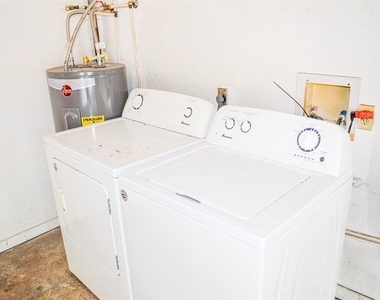 3526 Nw 53rd Terrace - Photo Thumbnail 15