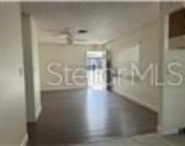 1017 E 1st Avenue - Photo Thumbnail 2