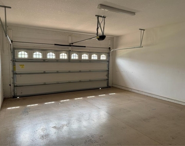 2478 Linkwood Avenue - Photo Thumbnail 14