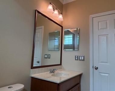 2478 Linkwood Avenue - Photo Thumbnail 28