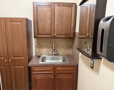 2478 Linkwood Avenue - Photo Thumbnail 43