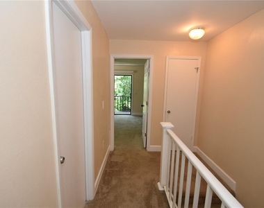 15 Florida Park Drive - Photo Thumbnail 22