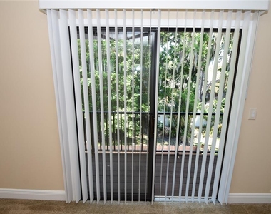 15 Florida Park Drive - Photo Thumbnail 27