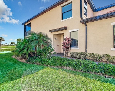 10796 Tarflower Drive - Photo Thumbnail 7