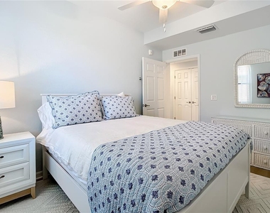 10796 Tarflower Drive - Photo Thumbnail 34