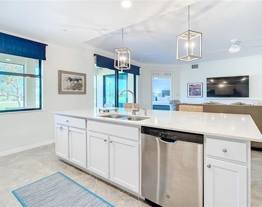 10796 Tarflower Drive - Photo Thumbnail 18