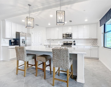 10796 Tarflower Drive - Photo Thumbnail 21