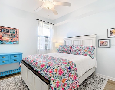 10796 Tarflower Drive - Photo Thumbnail 32