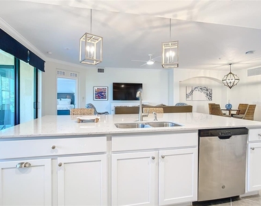 10796 Tarflower Drive - Photo Thumbnail 19