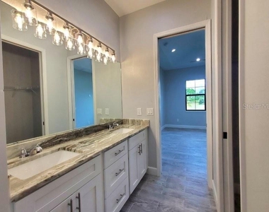 1038 San Cristobal Avenue - Photo Thumbnail 10