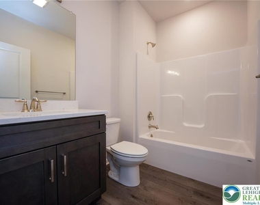1210 Eaton Avenue - Photo Thumbnail 13