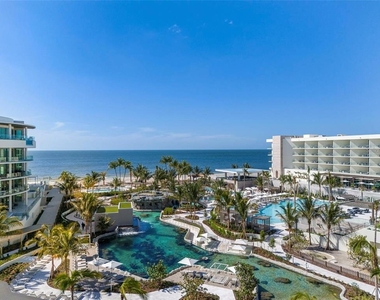 1591 Gulf Of Mexico Drive - Photo Thumbnail 18