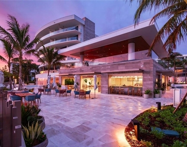 1591 Gulf Of Mexico Drive - Photo Thumbnail 30