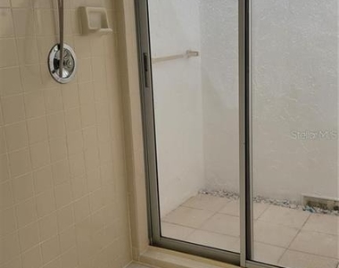 5368 Royal Palm Avenue - Photo Thumbnail 10