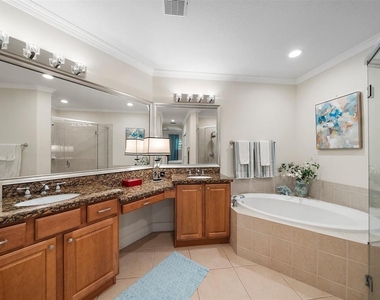 8406 Miramar Way - Photo Thumbnail 13