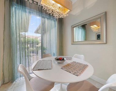 8406 Miramar Way - Photo Thumbnail 20