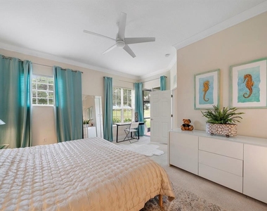 8406 Miramar Way - Photo Thumbnail 11