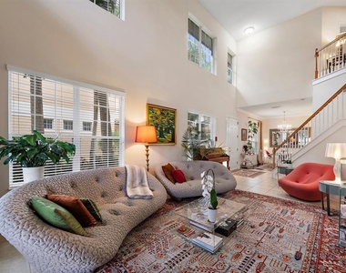 8406 Miramar Way - Photo Thumbnail 6