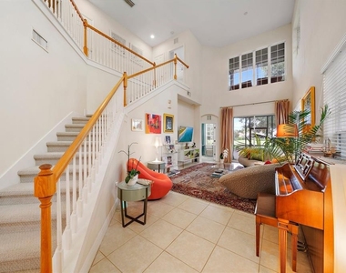 8406 Miramar Way - Photo Thumbnail 24