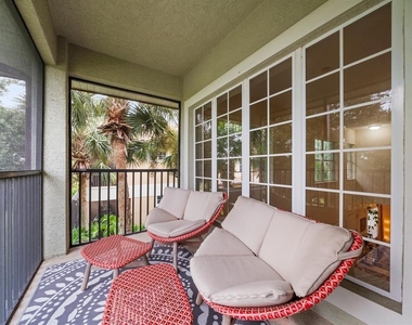 8406 Miramar Way - Photo Thumbnail 32