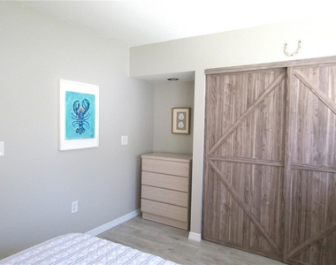 3553 Longmeadow - Photo Thumbnail 16