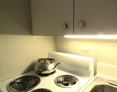 3553 Longmeadow - Photo Thumbnail 12