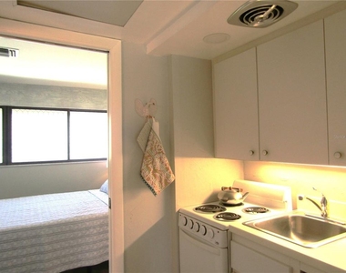3553 Longmeadow - Photo Thumbnail 9