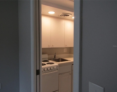 3553 Longmeadow - Photo Thumbnail 11