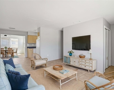 304 Lantana Avenue - Photo Thumbnail 4