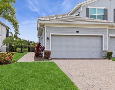 917 Tidewater Shores Loop - Photo Thumbnail 28