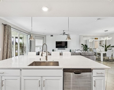 917 Tidewater Shores Loop - Photo Thumbnail 24
