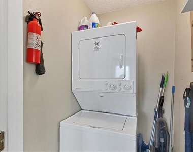301 Avenida Madera - Photo Thumbnail 6