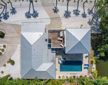 301 Avenida Madera - Photo Thumbnail 23