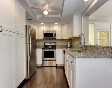 301 Avenida Madera - Photo Thumbnail 6