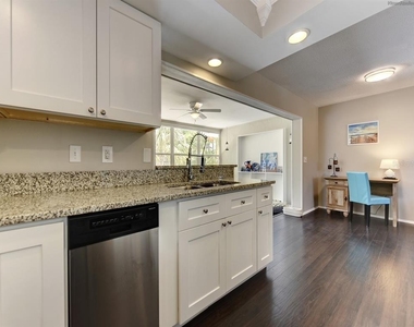 301 Avenida Madera - Photo Thumbnail 8
